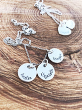 Load image into Gallery viewer, Dainty pendant necklace for mom