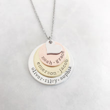 Load image into Gallery viewer, Mixed metal name necklace for mom or grandma